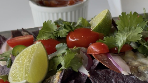 Superbowl Nachos and Warm Dip Made with Chic! Fondue